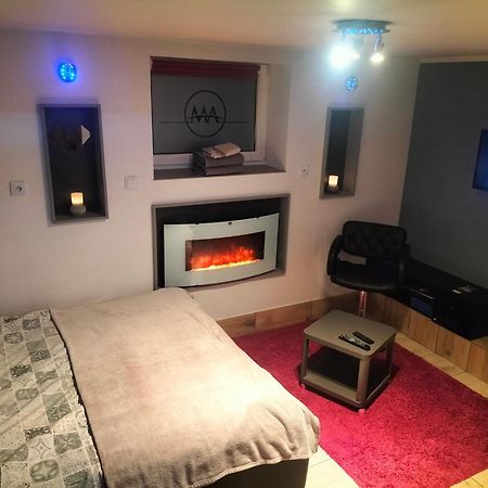 24H Gdynia Mini Apartamenty Na Kod Dostepu & Free Parking & No Keys Esterno foto
