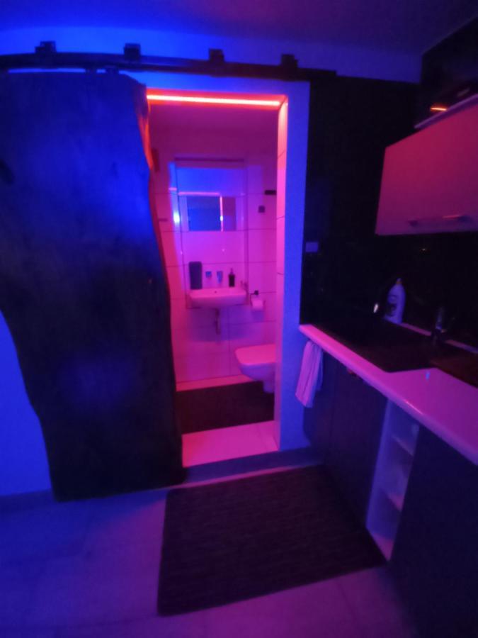 24H Gdynia Mini Apartamenty Na Kod Dostepu & Free Parking & No Keys Esterno foto
