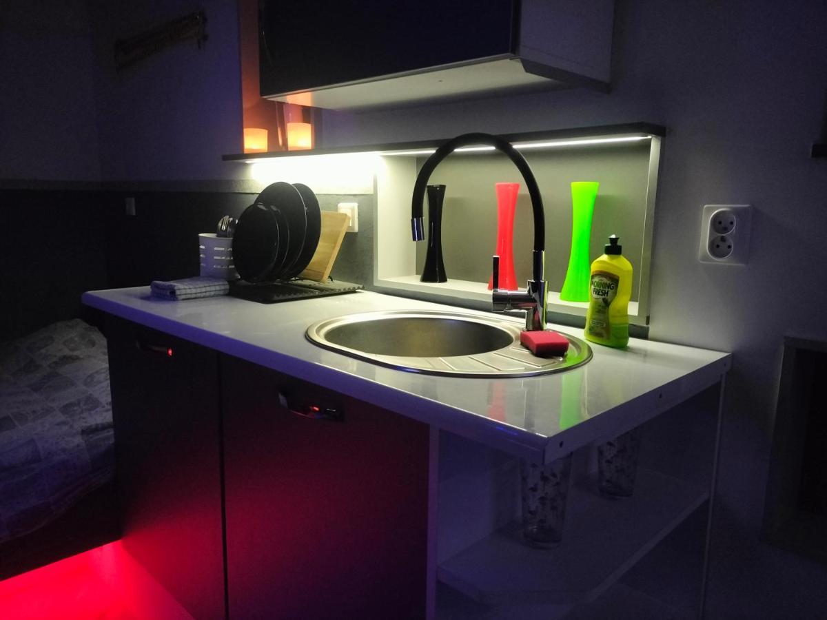 24H Gdynia Mini Apartamenty Na Kod Dostepu & Free Parking & No Keys Esterno foto