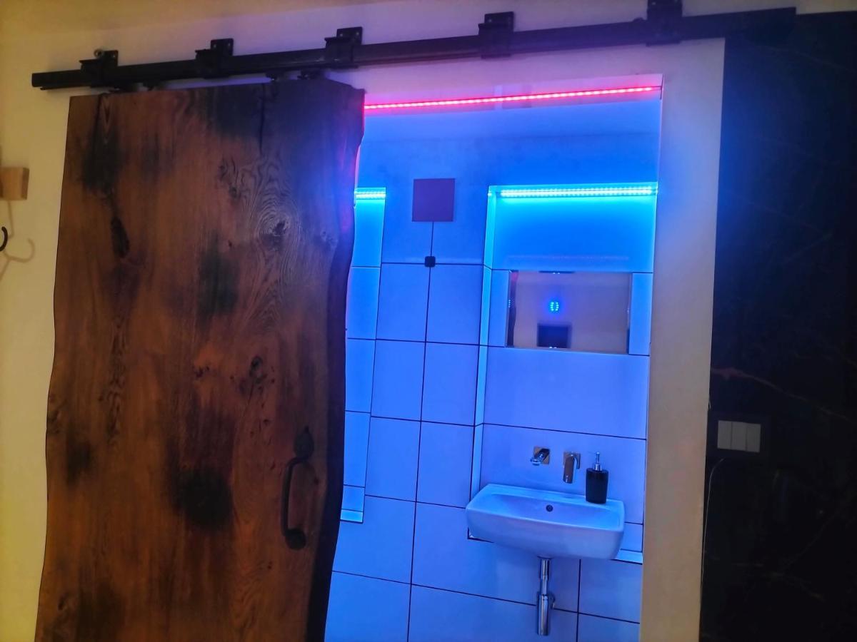 24H Gdynia Mini Apartamenty Na Kod Dostepu & Free Parking & No Keys Esterno foto