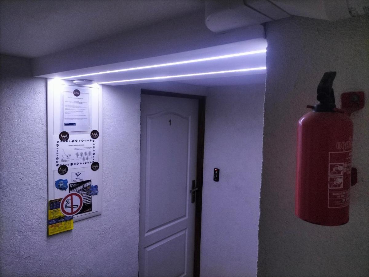 24H Gdynia Mini Apartamenty Na Kod Dostepu & Free Parking & No Keys Esterno foto