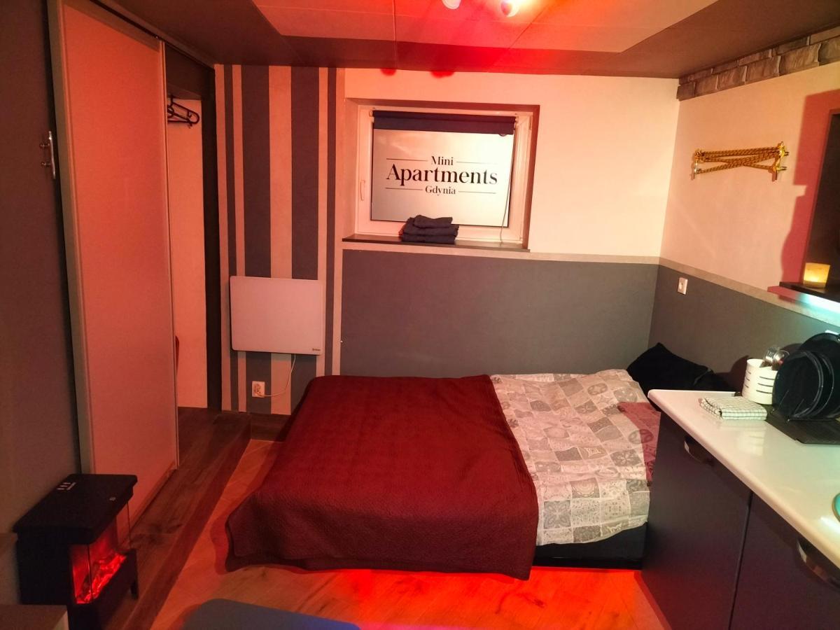 24H Gdynia Mini Apartamenty Na Kod Dostepu & Free Parking & No Keys Esterno foto